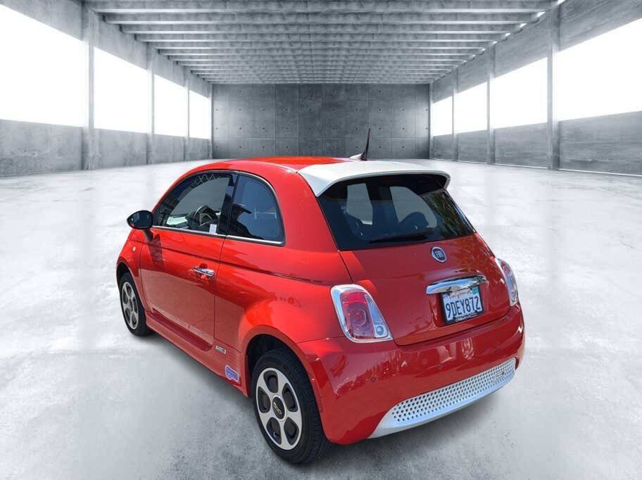 Used 2018 FIAT 500 e FWD image 4