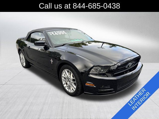 Used 2013 Ford Mustang Premium RWD image 3