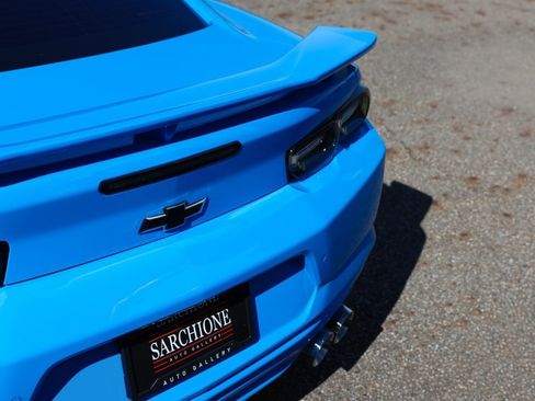 Used 2022 Chevrolet Camaro ZL1 image 10