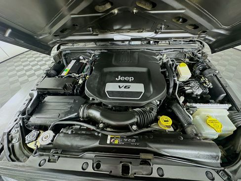 Used 2017 Jeep Wrangler Unlimited Sport w/ Quick Order Package 24S image 21