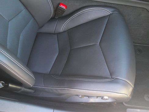 Used 2023 Chevrolet Corvette Stingray Preferred Cpe w/ Battery Protection Package image 20