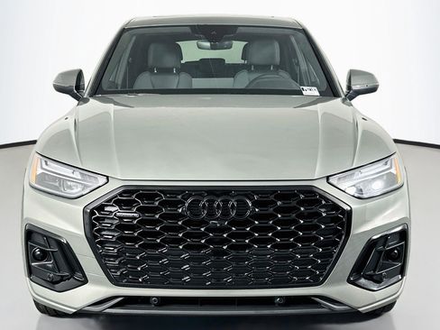 Used 2023 Audi Q5 2.0T Premium Plus w/ Premium Plus Package AWD/4WD image 2