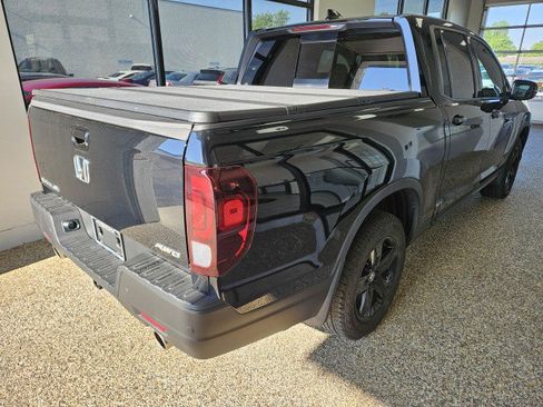Used 2023 Honda Ridgeline Black Edition image 2