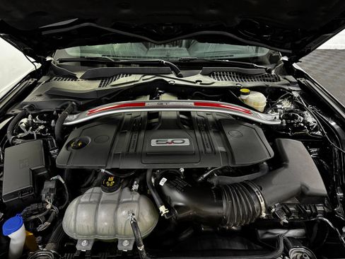Used 2022 Ford Mustang GT Premium w/ Equipment Group 401A RWD image 9