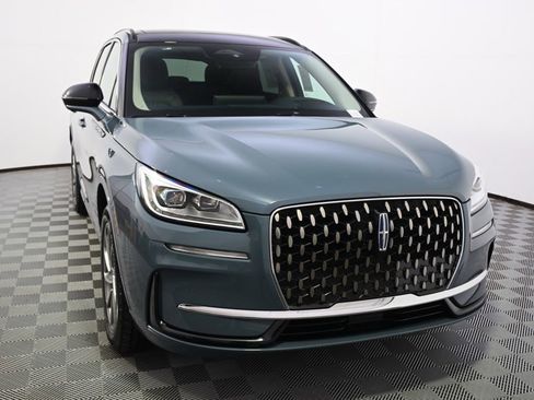 New 2026 Lincoln Corsair Grand Touring image 9