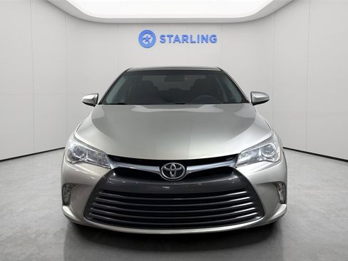Used 2017 Toyota Camry XLE image 15