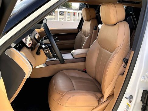 Used 2023 Land Rover Range Rover SE image 19