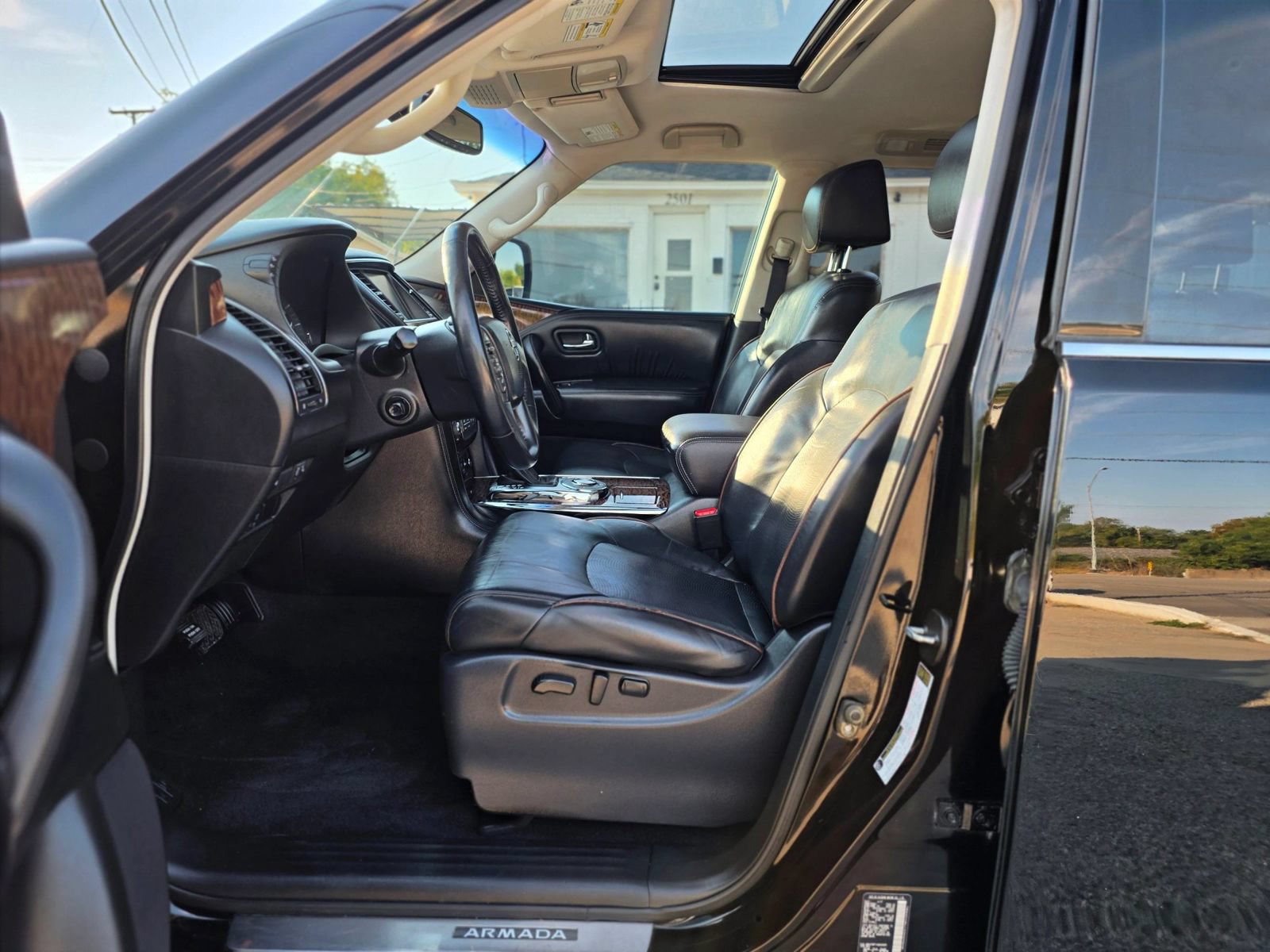 Used 2017 Nissan Armada Platinum w/ Captain Seat Package RWD image 9