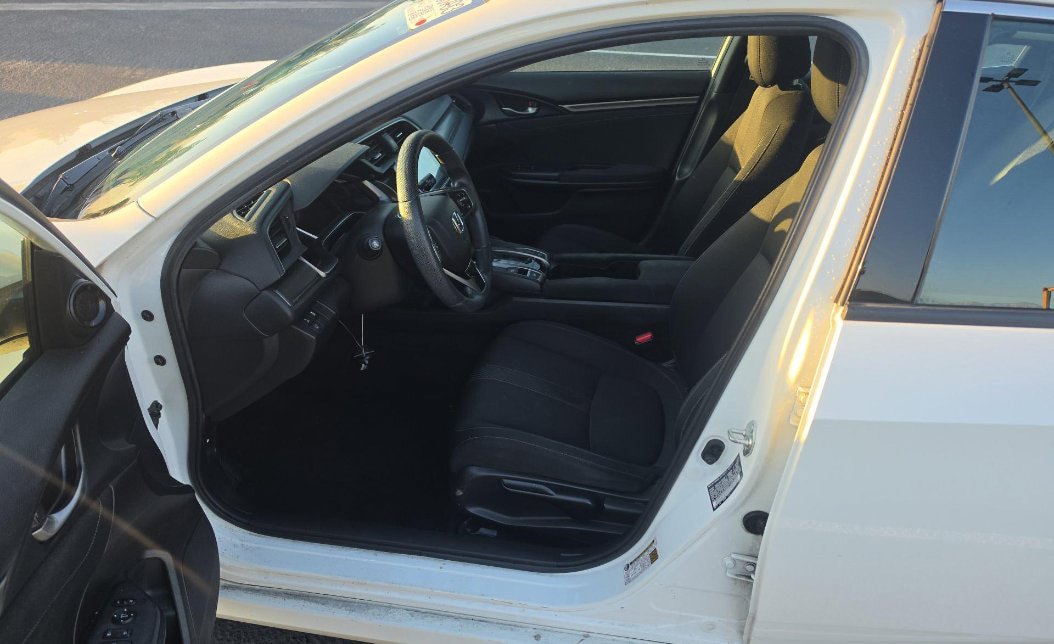 Used 2019 Honda Civic EX image 2