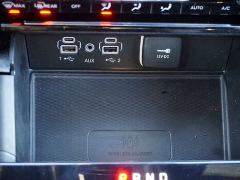 Used 2023 Jeep Grand Cherokee Altitude image 19