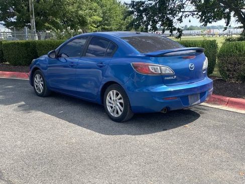 Used 2012 MAZDA MAZDA3 i Grand Touring w/ Tech Pkg FWD image 3
