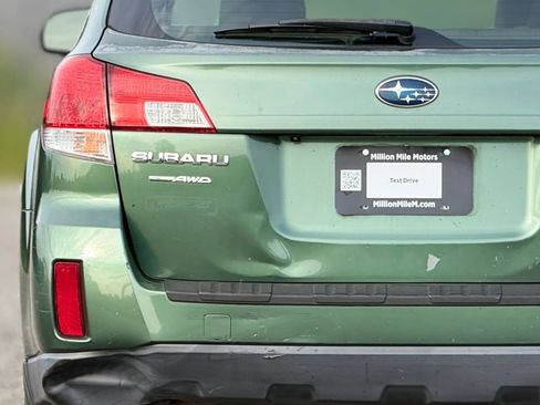 Used 2013 Subaru Outback 2.5i Premium image 13