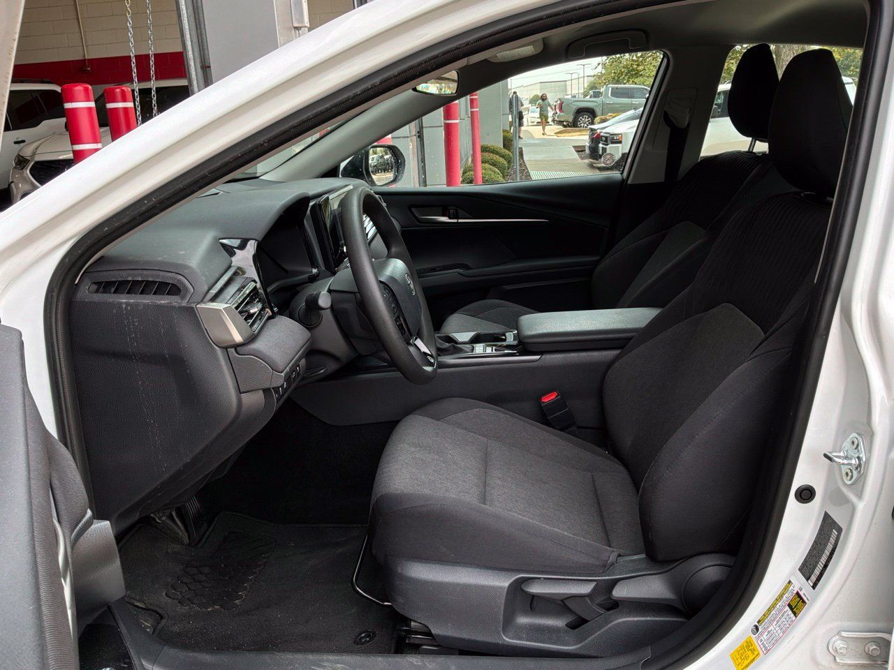 Used 2026 Toyota Camry LE FWD image 10