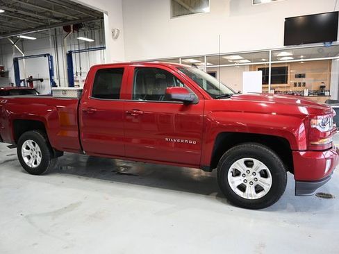 Used 2018 Chevrolet Silverado 1500 LT w/ All Star Edition image 4