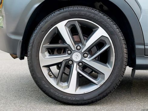 Used 2019 Hyundai Kona Limited AWD/4WD image 13
