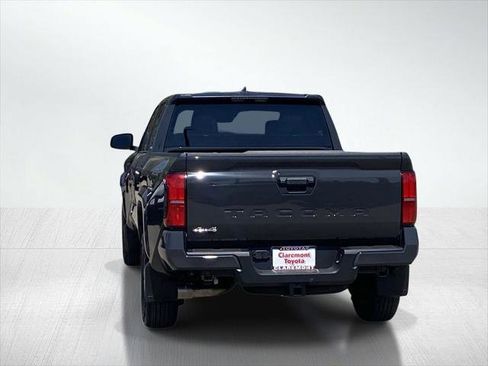 Certified 2026 Toyota Tacoma SR5 AWD/4WD image 6