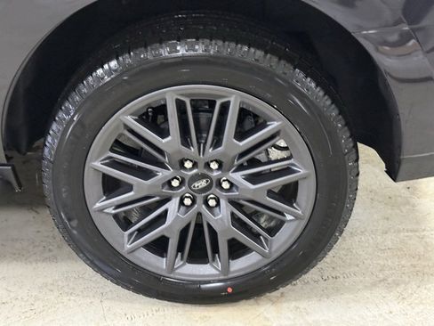 New 2026 Ford Expedition Platinum w/ Stealth Appearance Package image 12