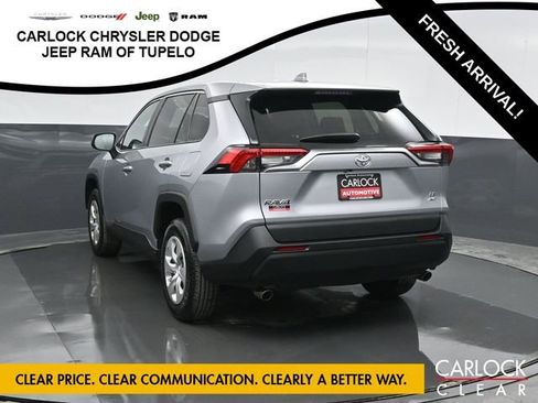 Used 2024 Toyota RAV4 LE image 9