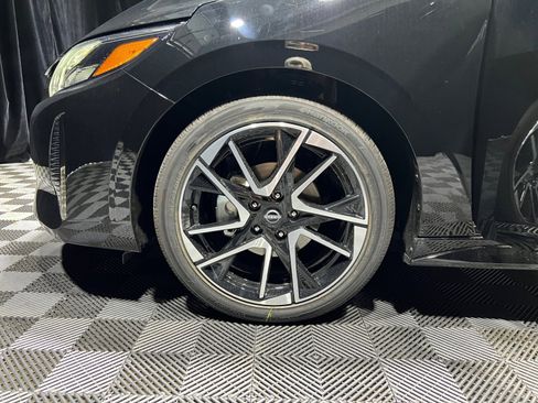 New 2025 Nissan Sentra SR w/ SR Premium Package image 26