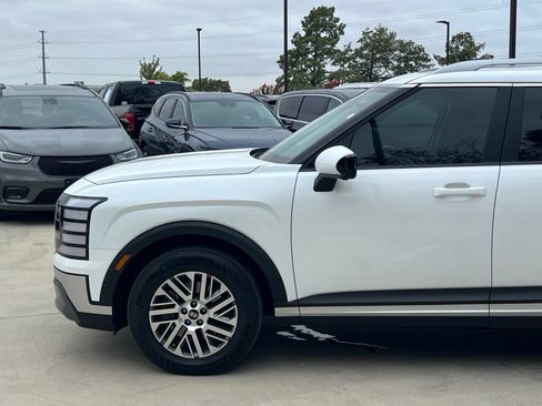Used 2026 Hyundai Palisade SEL FWD image 7