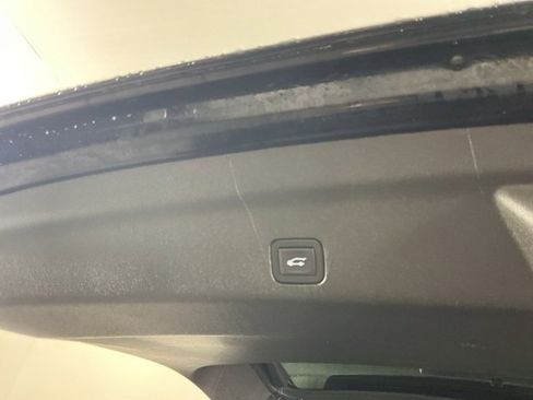 Used 2023 Chevrolet Tahoe RST image 32