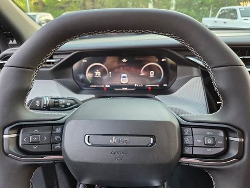 New 2026 Jeep Cherokee Laredo AWD/4WD image 23