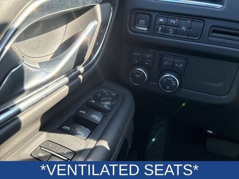 Used 2023 Chevrolet Tahoe Premier image 11