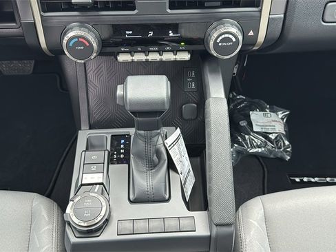 New 2026 Toyota Tacoma SR5 image 31