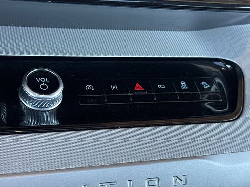 Certified 2025 Ford Expedition Max Active AWD/4WD image 20