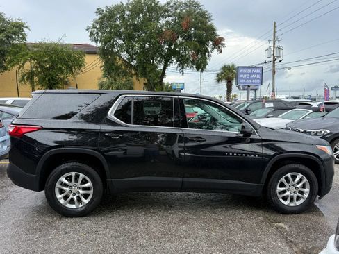 Used 2021 Chevrolet Traverse LS w/ LPO, Cargo Package FWD image 4