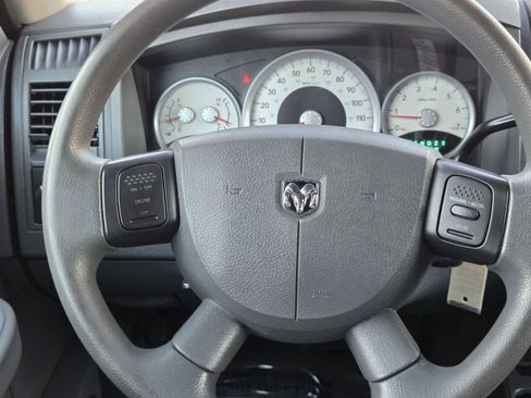 Used 2005 Dodge Dakota SLT image 21