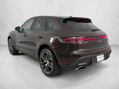New 2026 Porsche Macan image 3