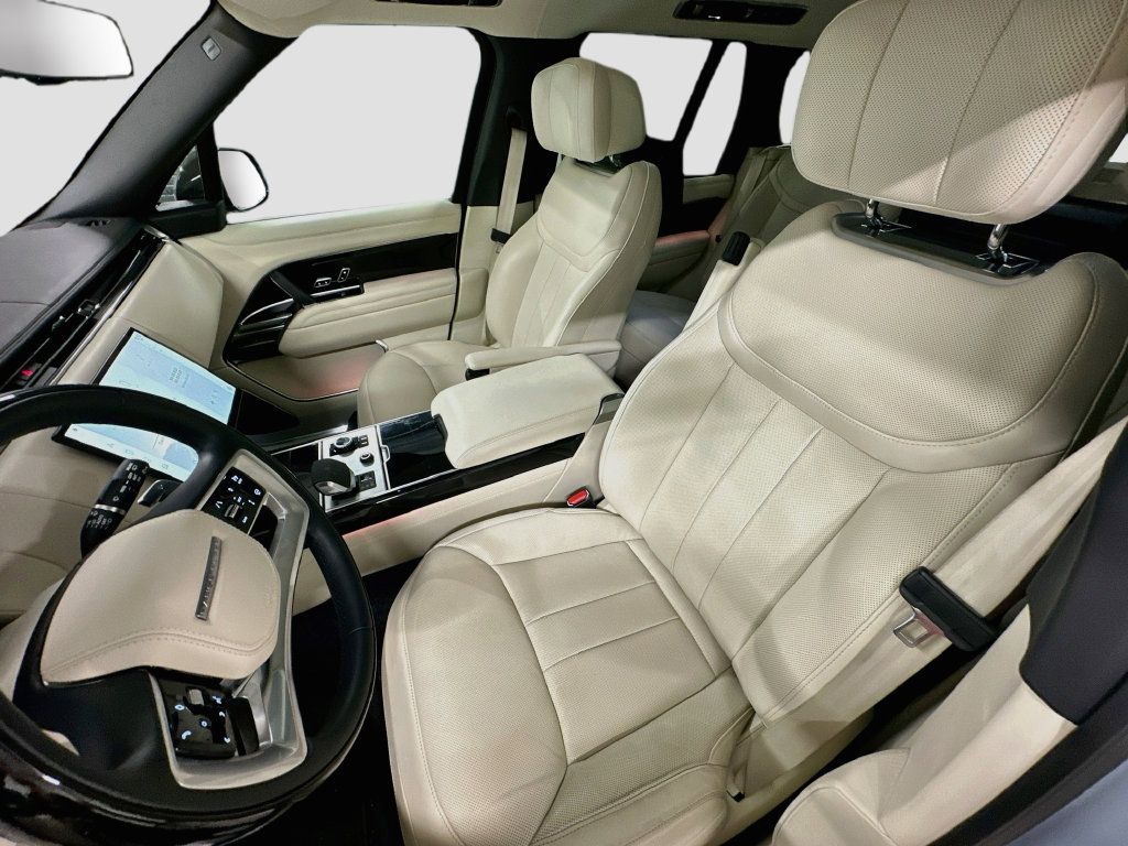 Used 2023 Land Rover Range Rover Autobiography AWD/4WD image 5