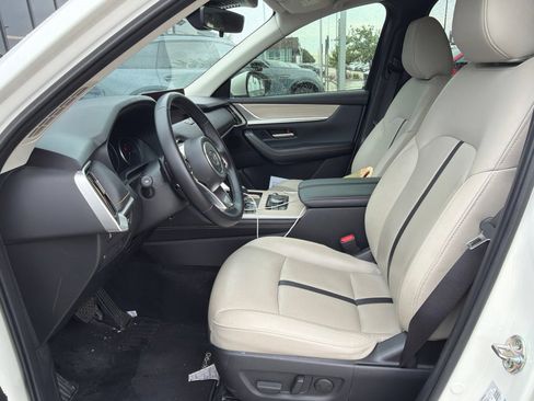 Used 2025 MAZDA CX-90 3.3 Turbo w/ Preferred Package AWD/4WD image 6