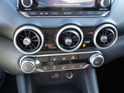 Used 2020 Nissan Sentra S image 22