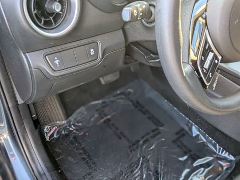 Used 2023 Kia Forte LXS image 17