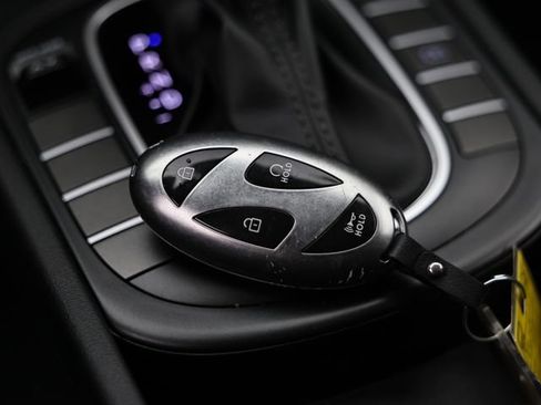 Used 2024 Hyundai Kona SE FWD image 41