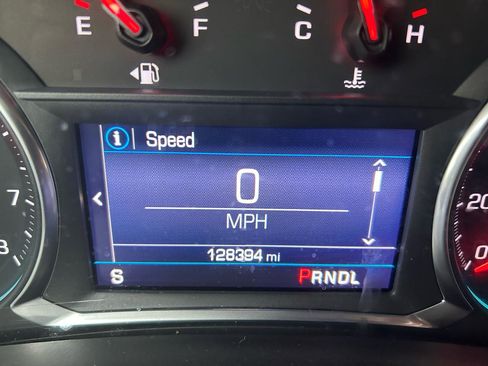 Used 2019 Chevrolet Equinox LT image 21