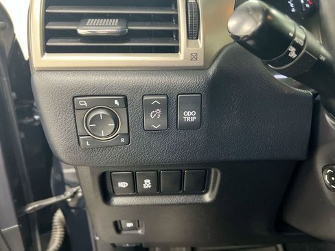 Used 2019 Lexus GX 460 Premium AWD/4WD image 19