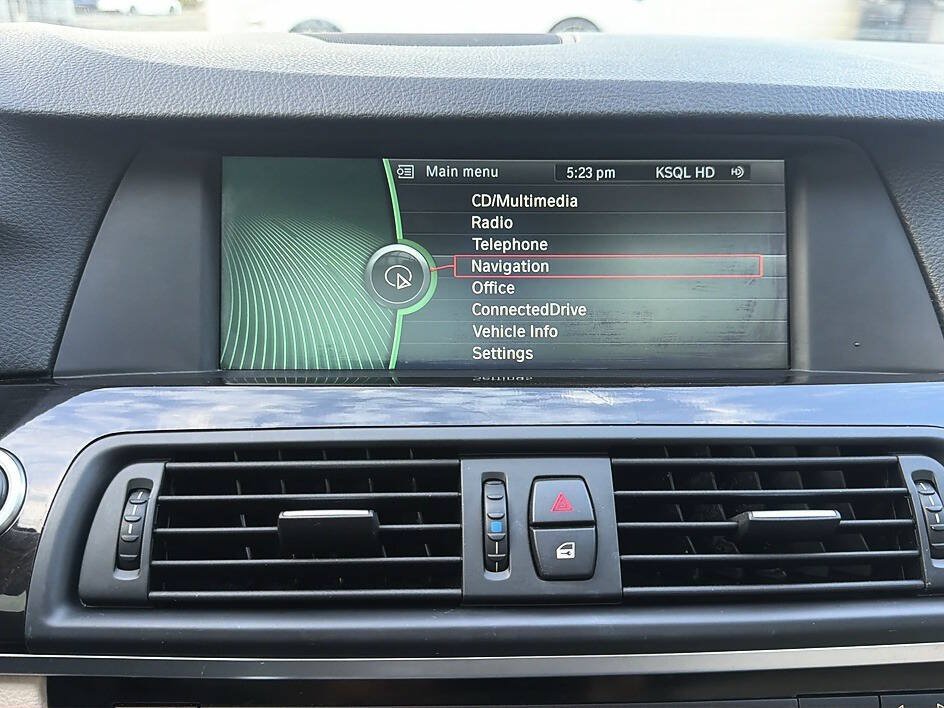 Used 2011 BMW 535i Sedan RWD image 17