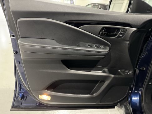 Used 2022 Honda Passport Elite image 23