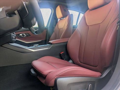 Used 2025 BMW 330i Sedan w/ Convenience Package image 4