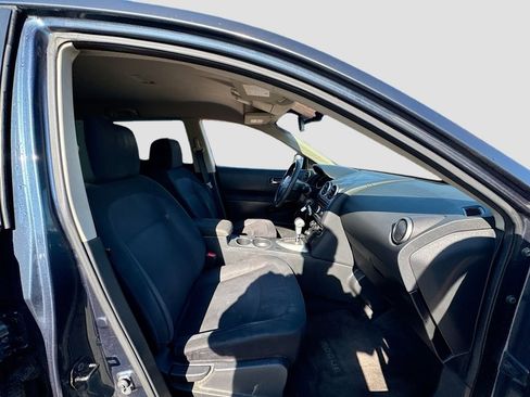 Used 2013 Nissan Rogue S image 25