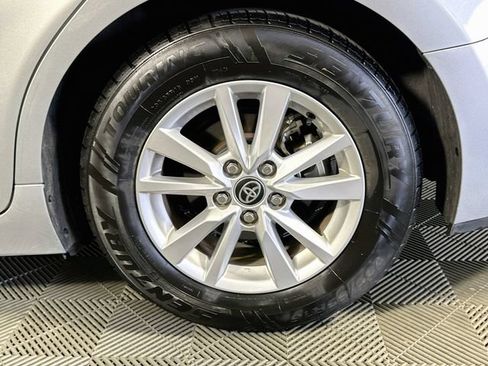 Used 2025 Toyota Camry LE FWD image 28