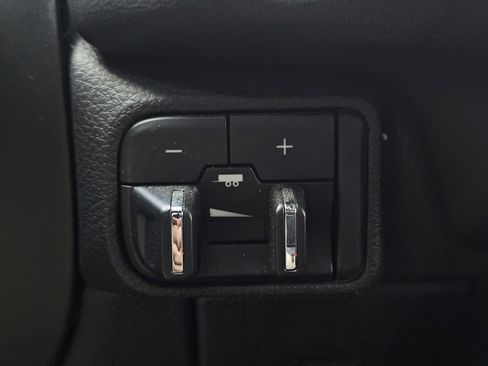 Used 2021 Dodge Durango R/T w/ Blacktop Package image 23