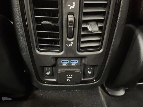 Used 2024 Dodge Durango GT image 36