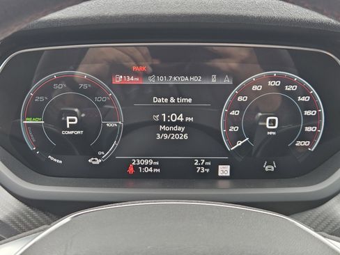 Used 2022 Audi RS e-tron GT image 15