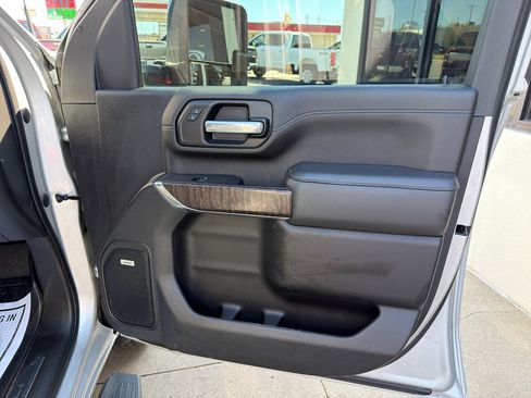 Used 2021 GMC Sierra 3500 Denali w/ Denali Ultimate Package image 14