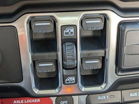 New 2026 Jeep Gladiator Mojave image 23