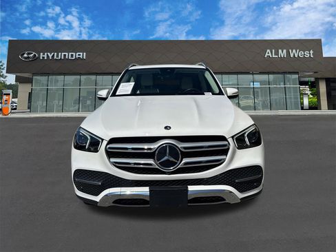 Used 2023 Mercedes-Benz GLE 350 4MATIC w/ Premium Package image 2